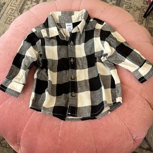 NWOT Old Navy baby buffalo check flannel
